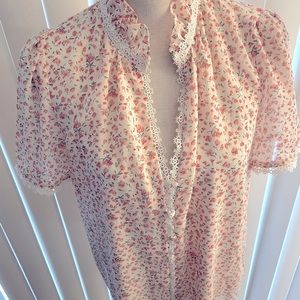 Sheer spring/summer floral blouse by Berthie of Paris . Sz M ..